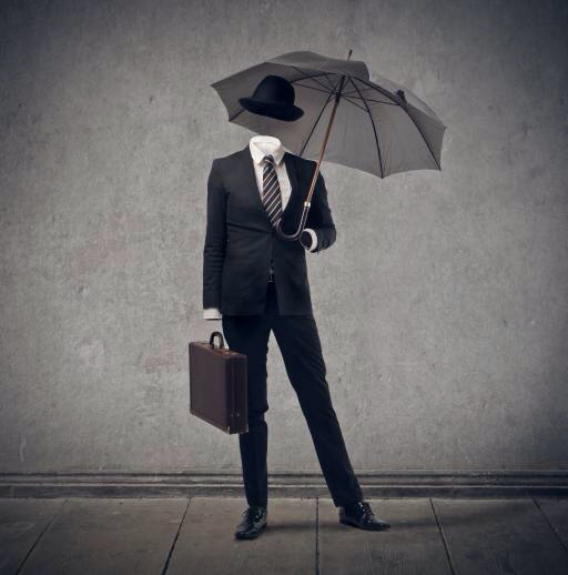 parasol, człowiek, garnitur, walizka, szary Bowie15