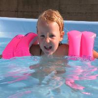 Pixwords Obraz z dla dzieci, pływanie, woda, basen, pływanie, chłopak, osoba Charlotte Leaper (Cleaper)