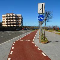 rowerowe, drogi, budynek, znak, rowery Ristinose - Dreamstime
