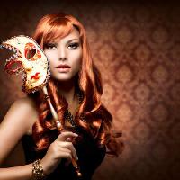 Kobieta, Maska, czerwony, dłoń, twarz Subbotina - Dreamstime