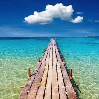Pixwords Obraz z morze, woda, spacer, drewno, molo, morze, niebieski, niebo, chmury Dmitry Pichugin - Dreamstime